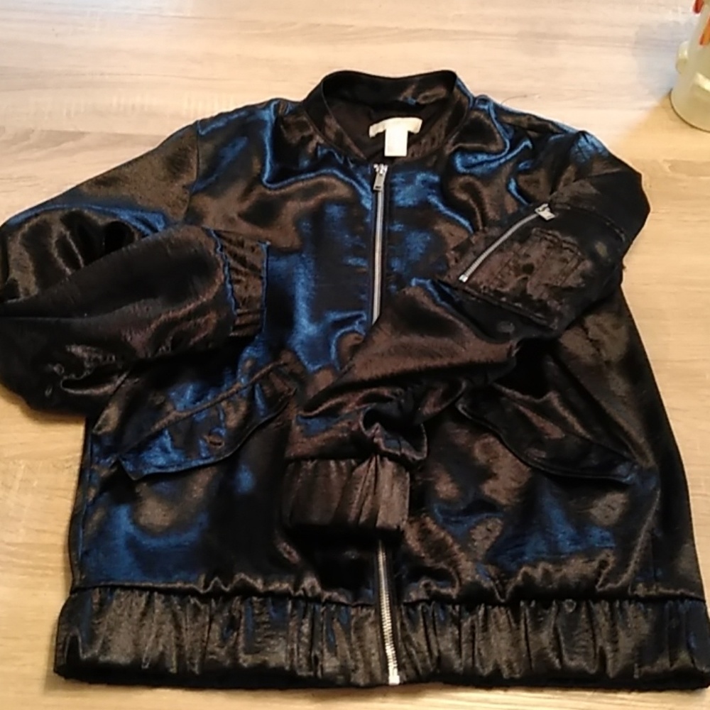 H&M Satin Bomber 🖤